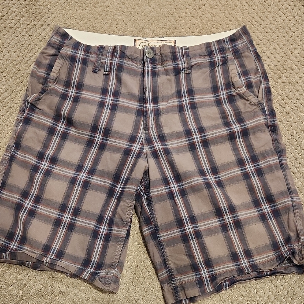 URBAN PIPELINE Men's Plaid Shorts - Gray and Blue